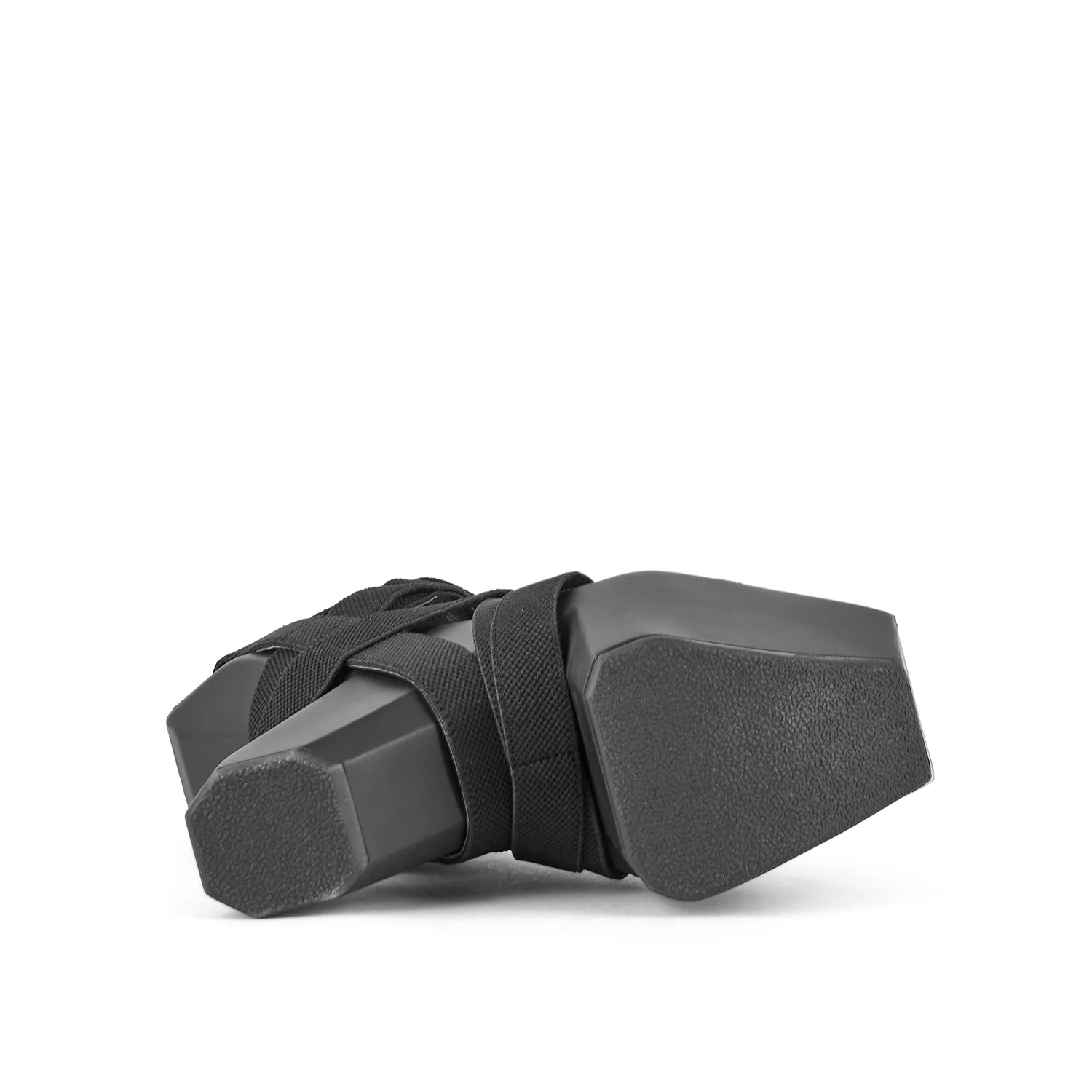 Boulder Bondage - Image 6