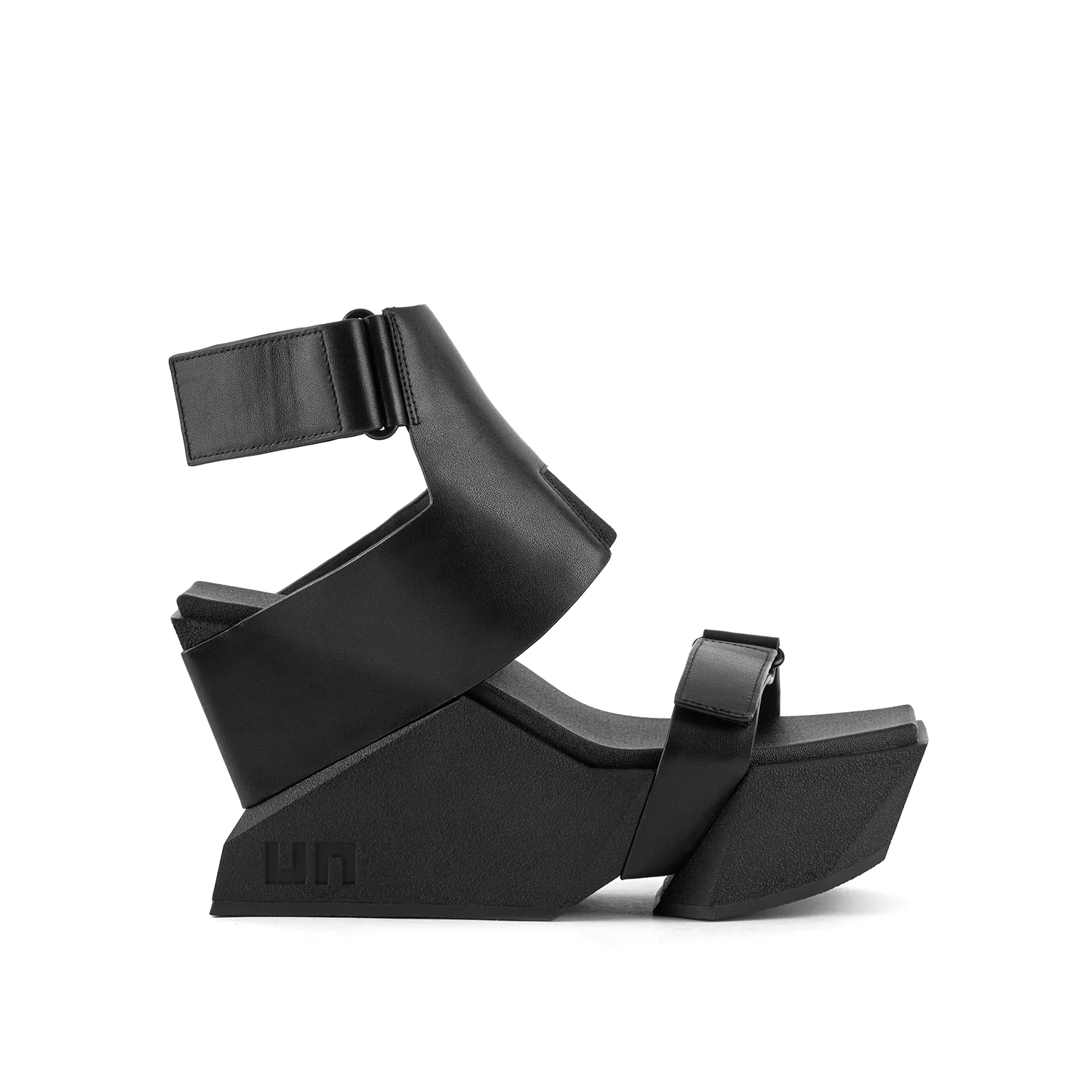 Brutt A - Image 13