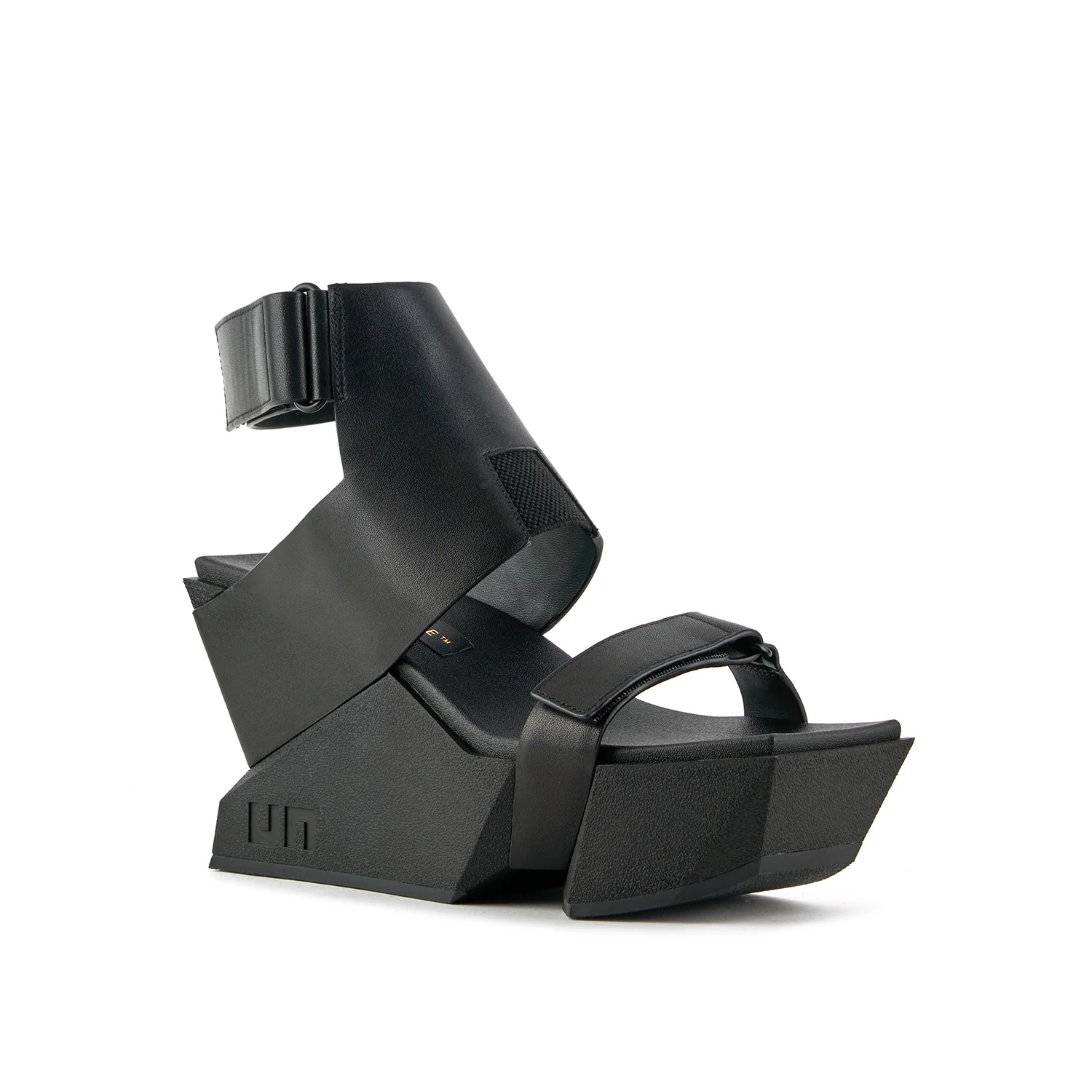 Brutt A - Image 14