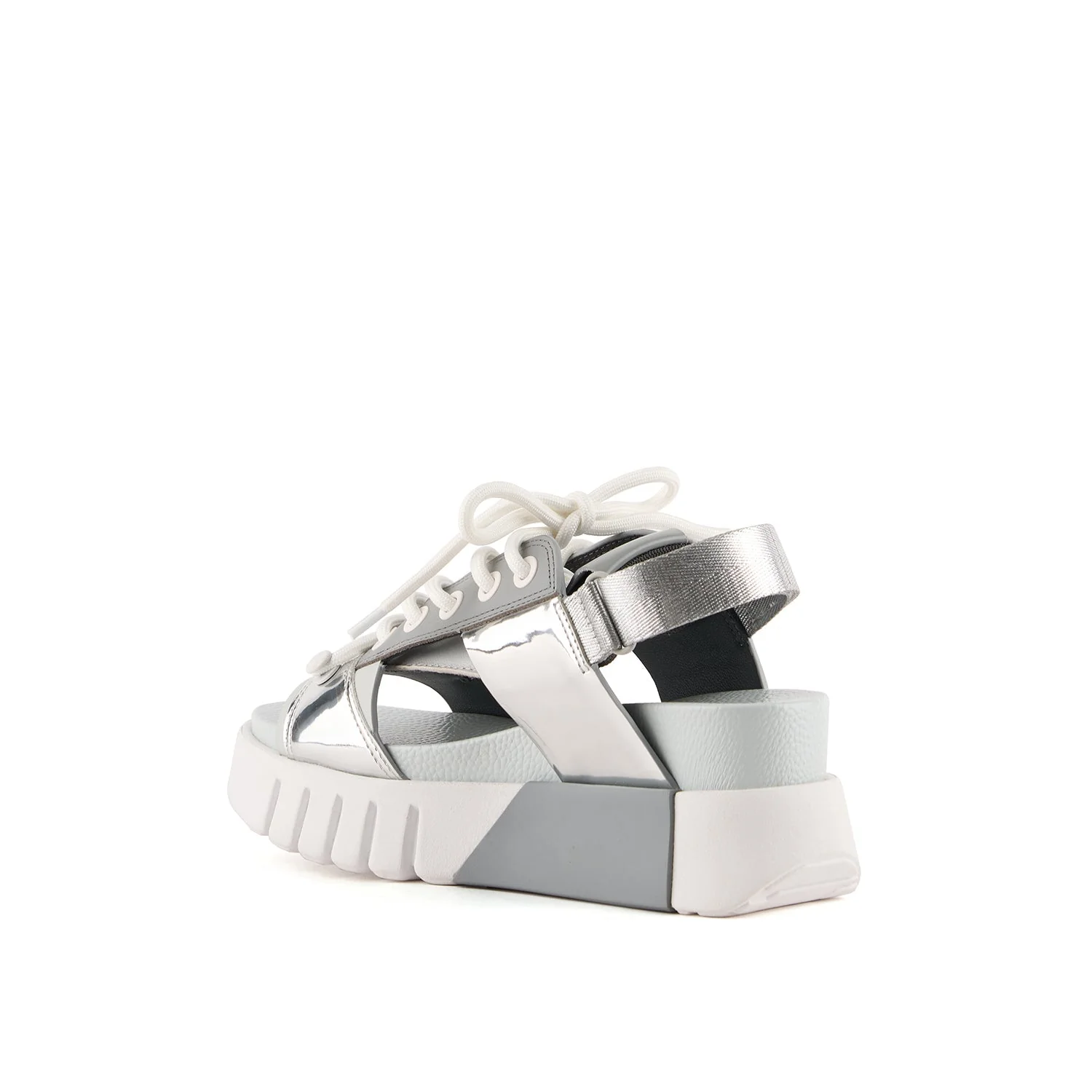 Delta Sporty - Image 16